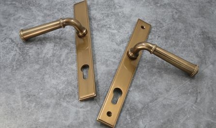 Ручки для балконных дверей