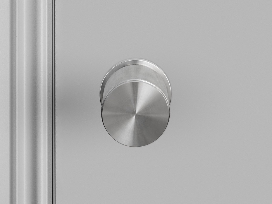 Дверная ручка-кноб D-50mm Buster and Punch Linear GDK-07254 матовый хром