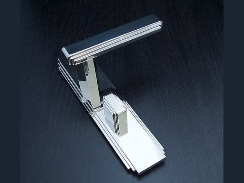 Дверная ручка на планке Oliver Knights Amr LH полированный никель