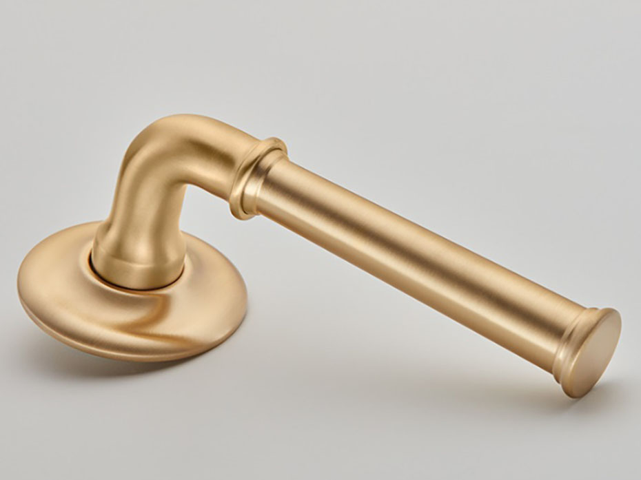 Дверная ручка на розетке Croft Grace 7020COV57D матовая латунь