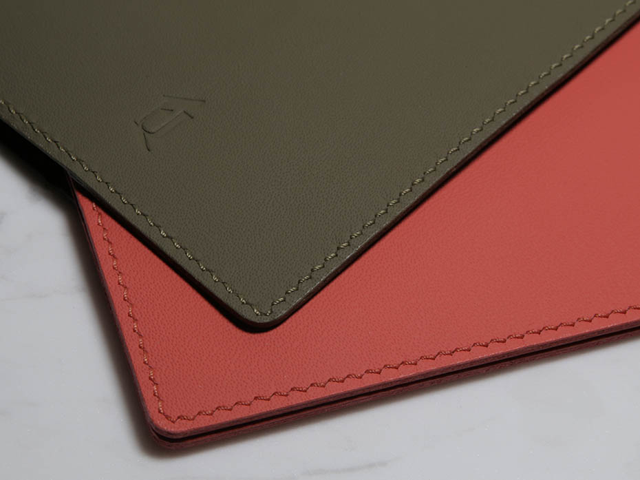 Обложка на паспорт FURNITEK модель FG-02025 из натуральной кожи цвет фламинго