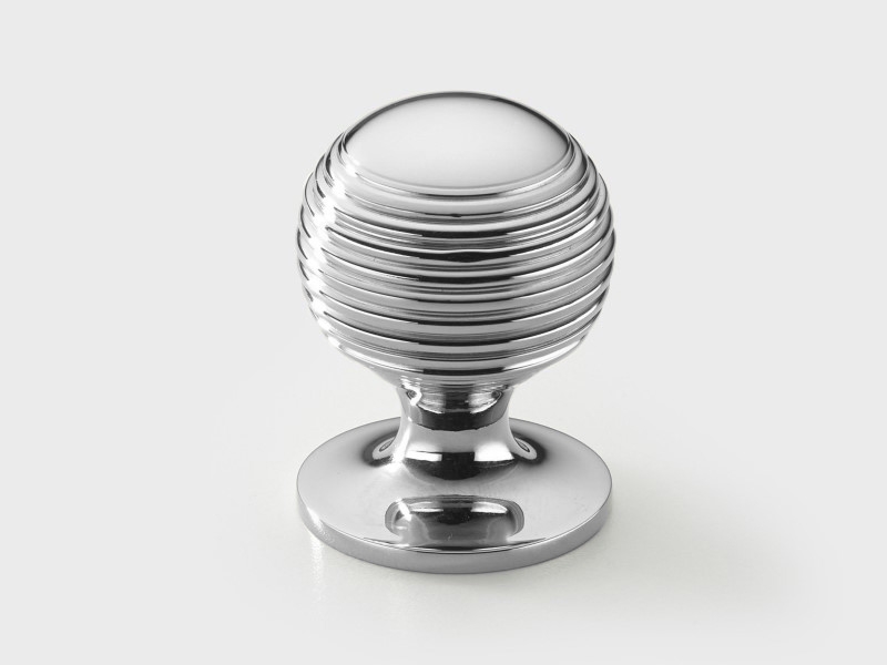 Мебельная ручка-кнопка Armac Martin Merrick полированный хром