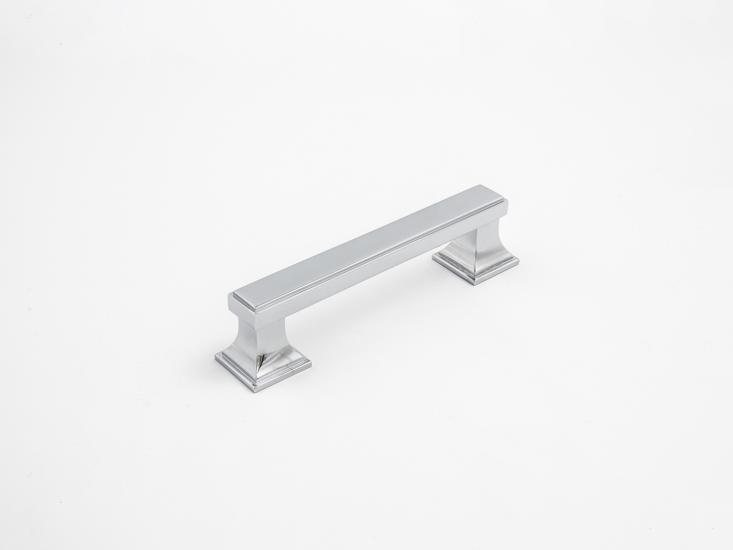 Мебельная ручка-скоба Armac Martin Jefferson 125 мм полированный хром