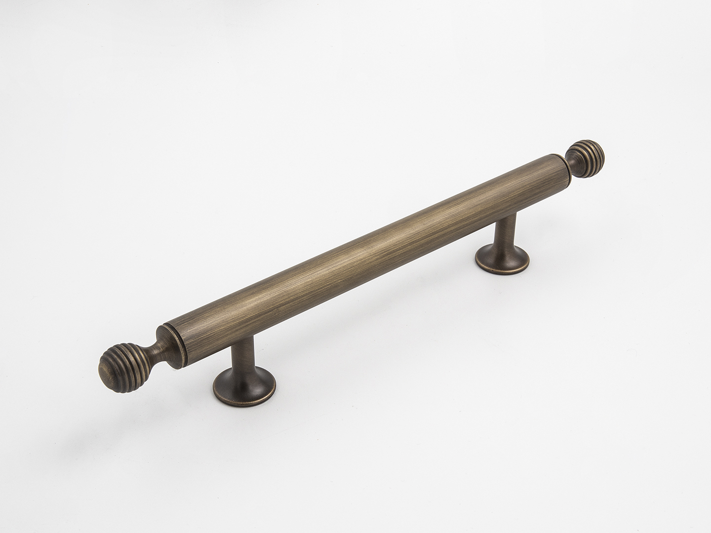 Мебельная ручка-скоба Armac Martin Merrick 330 мм матовая бронза