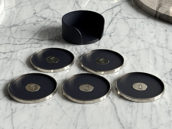 Набор премиальных костеров из натуральной кожи FURNITEK FG-419 (5шт) цвет синий