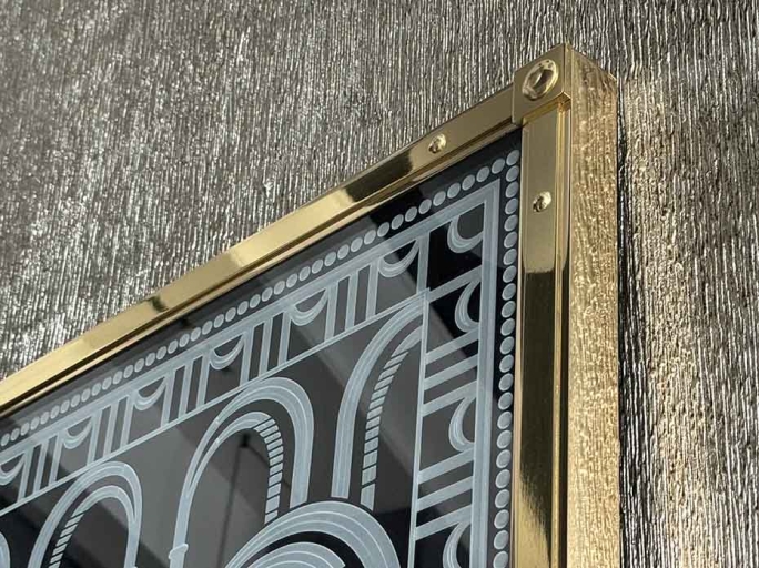 Картина со стеклом FURNITEK FG-302 в латунной раме фон чёрный