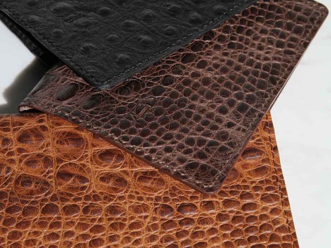 Обложка на паспорт FURNITEK модель FG-02017 из натуральной кожи цвет красно-коричневый