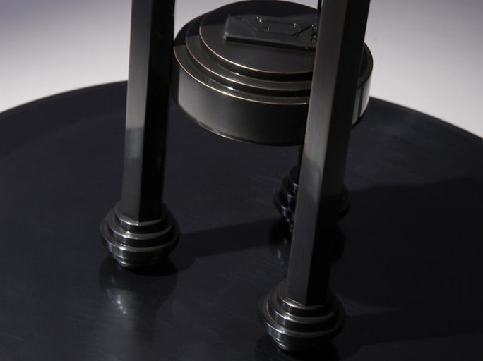 Стол кофейный Ar-Deco FG-067 круглый чернёная латунь с полировкой