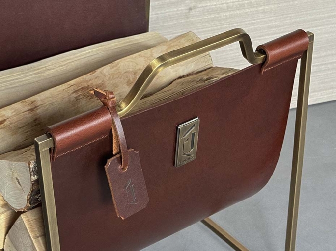 Дровница с кожаной вставкой FG-12047 античная латунь