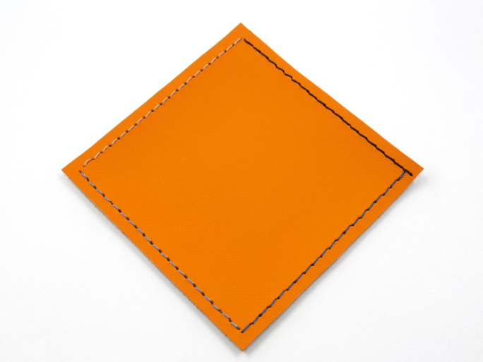 Подставка Furnitek FG-123 античная латунь